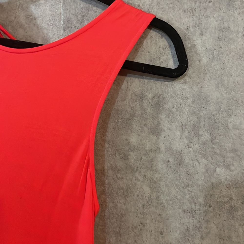 April Spirit Sleeveless Red Crew Neck Tunic Dress - Picture 2 of 7